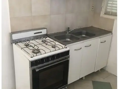 Depto Tipo Casa en Alquiler 60 años