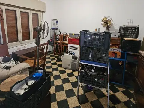 Casa 4 ambientes con 1 baño