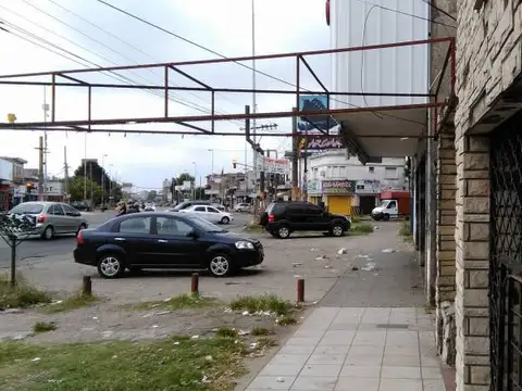Local en Alquiler 50 años