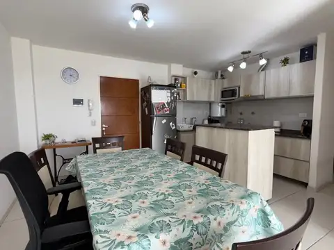 DEPTO.VENTA-3 AMBTES C/TERRAZA Y COCHERA-LANÚS O.