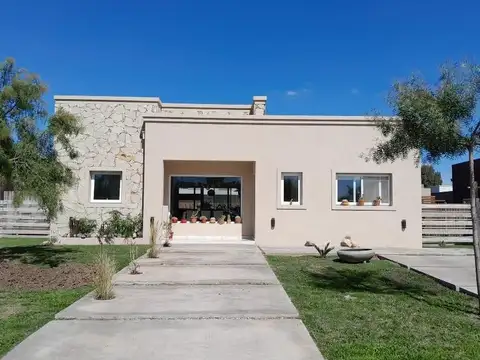 Casa en Venta 1 año
