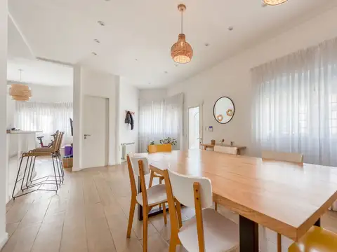 Casa en Venta en Villa del Parque, USD 350.000