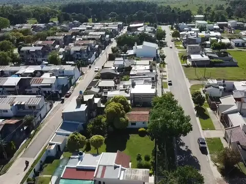 BARRIO CHAPERO, SE VENDE CASA CON RENTA POTENCIAL