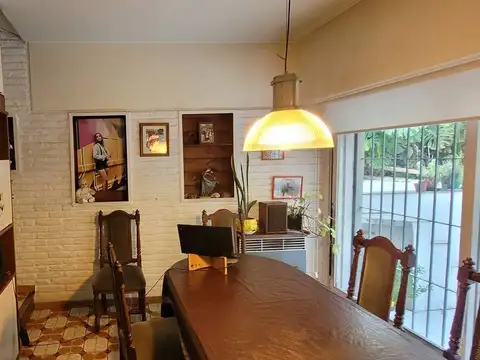 Casa 4 ambientes con 4 baños