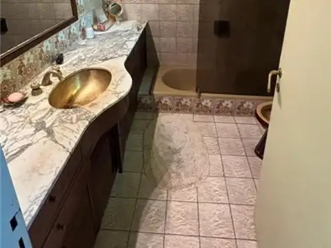 Casa en Alquiler de 5 dormitorios