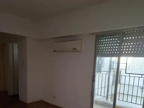 Luis Saenz Peña  al 600