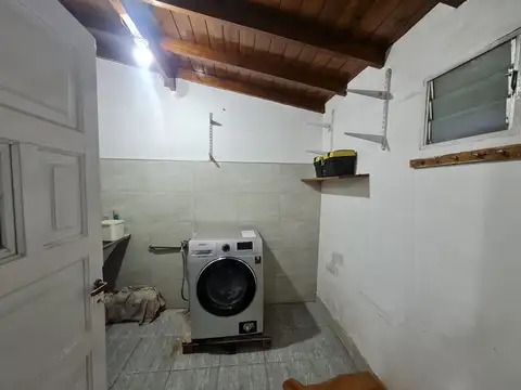 Depto Tipo Casa en Venta 24 años