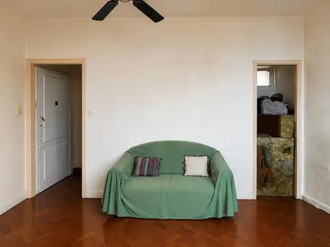 Departamento en Venta en Coghlan, USD 85.000