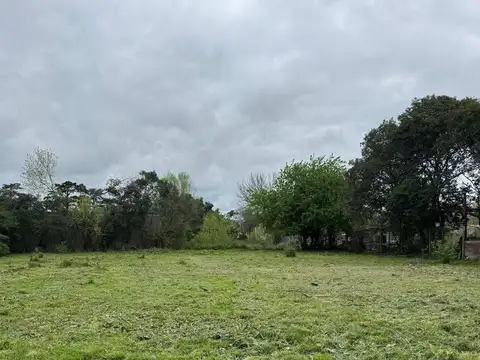 VENTA de LOTE industrial EXCELENTE ACCESO PERMUTA