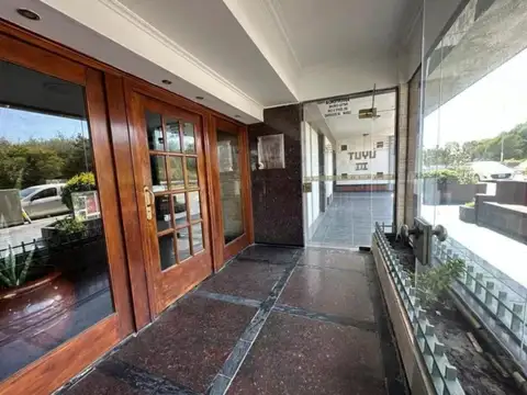 Avenida Costanera 2400 , Piso 2