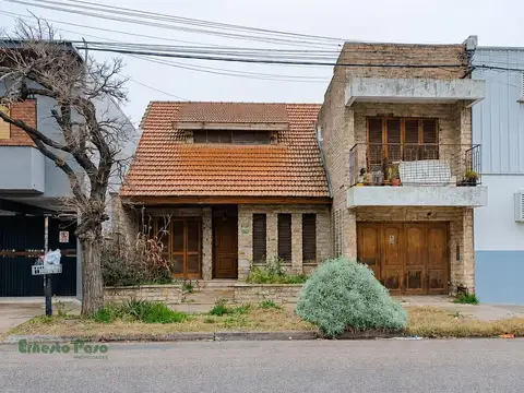 Casa de 4 dormitorios en venta en Trenque Lauquen