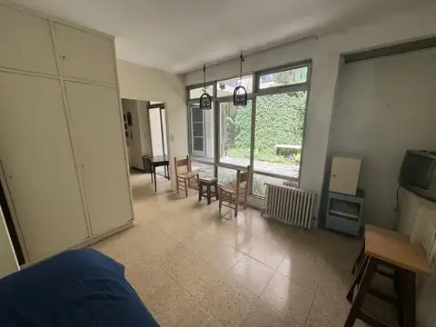 Depatamento en venta recoleta PB, con patio propio ,Luminoso Rodriguez Peña y Juncal !
