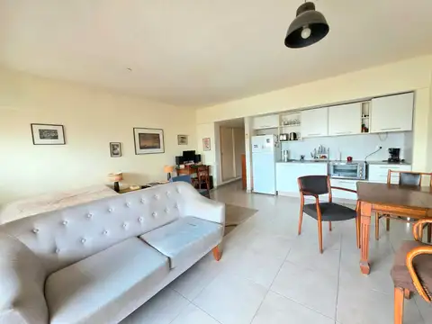 Dpto monoambiente venta San Cristobal piso alto