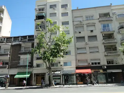 Departamento - Venta - Argentina, Capital Federal - Av Montes de Oca  1100