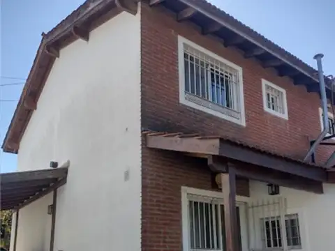 LAS MADRESELVAS 2600