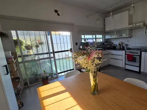 Depto Tipo Casa en Venta en Quilmes, USD 76.000