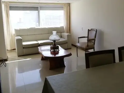 Departamento en Alquiler de 4 ambientes