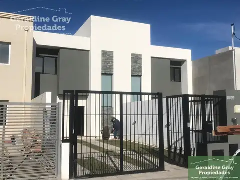 Casa en Venta en Cipolletti, General Roca