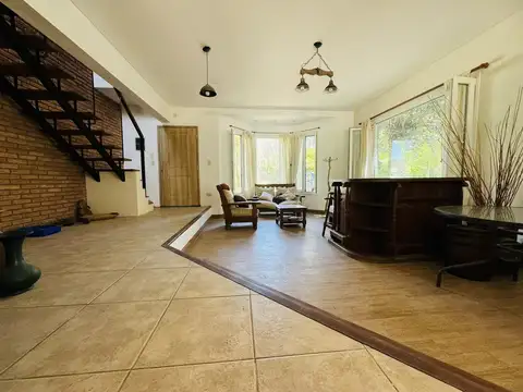 Casa en Venta en Roldan, USD 225.000