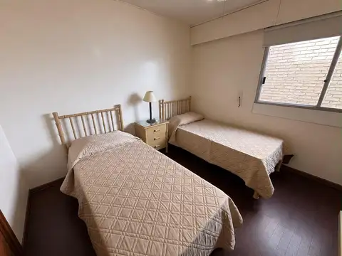 Departamento en Alquiler Temporal con 1 cocheras