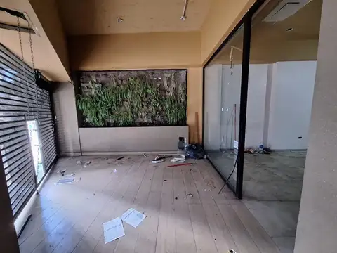 Local en Alquiler 60 años