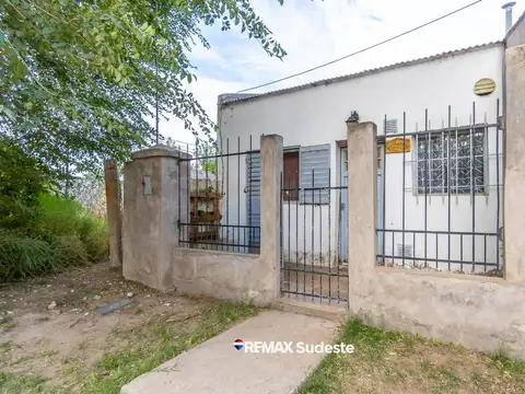 2 CASAS EN VENTA - BARRIO GRUMBEIN