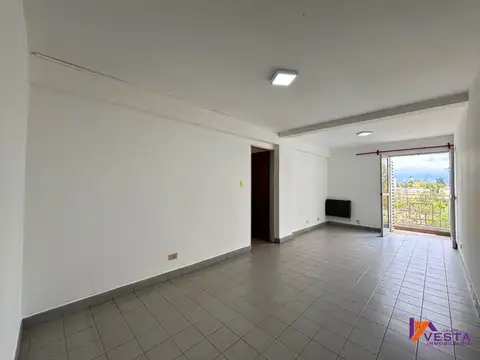 Departamento en Alquiler en Zona Centro, $ 600.000