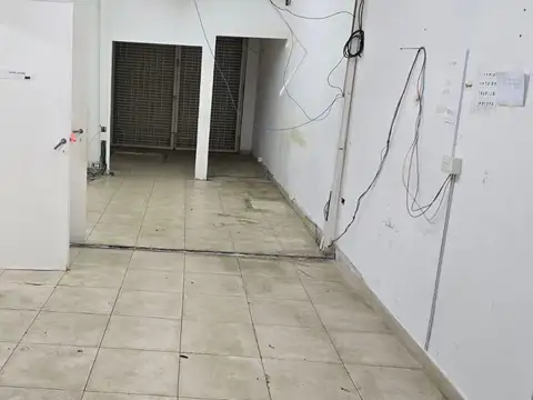 Local en Alquiler en Once, USD 2.000