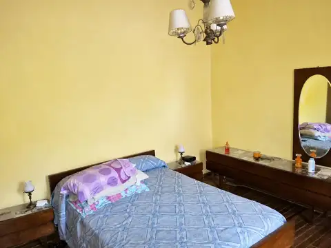 Casa 4 ambientes con 1 baño