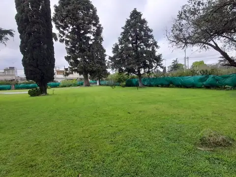 Venta lote 1200m2 sobre Ruta 8