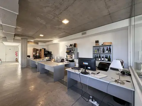 Oficina en Venta con 1 cochera