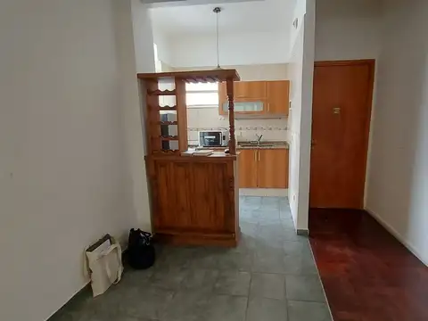 Depto Tipo Casa 3 ambientes con 1 baño