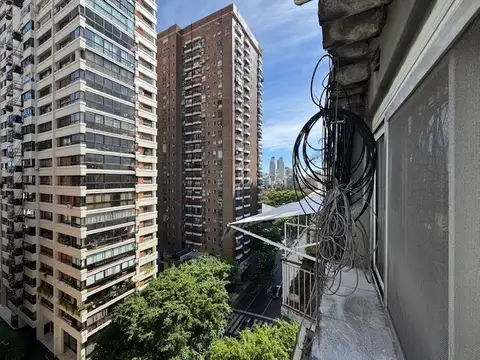 VENTA 2 AMBIENTES AL FRENTE, APTO PROFESIONAL A 50 MTS DEL PQUE LAS HERAS