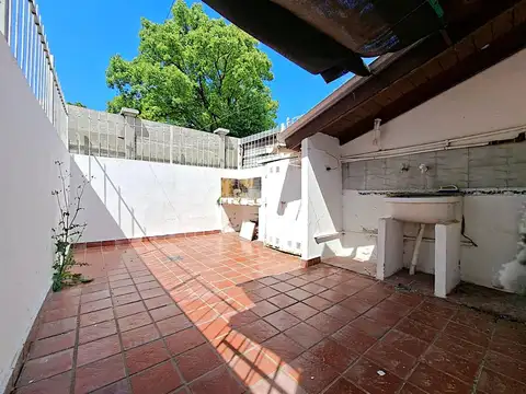 Depto Tipo Casa en Alquiler al Sudoeste