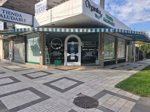 Local, cocheras, loza. Oportunidad de inversion!!