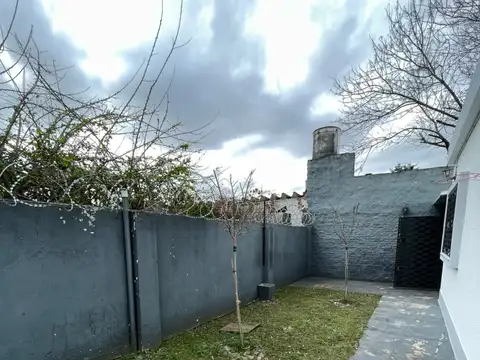 Depto Tipo Casa en Venta de 3 ambientes
