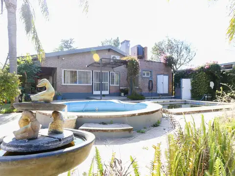 Casa en Venta en San José del Rincón, USD 138.000