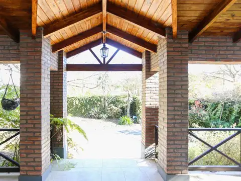 Casa 4 ambientes con 3 baños