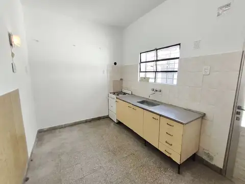 Depto Tipo Casa en Alquiler 1 año
