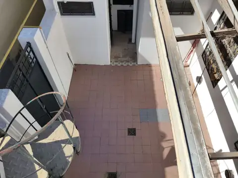 Depto Tipo Casa en Alquiler de 4 ambientes