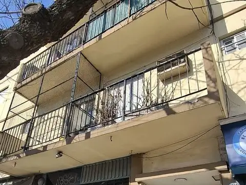 PARQUE AVELLANEDA VENTA 3 AMBIENTES - OPORTUNIDAD