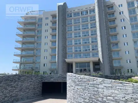 Departamento en Alquiler con 1 cocheras