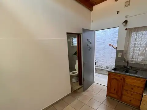 Depto Tipo Casa en Alquiler de 1 dormitorio