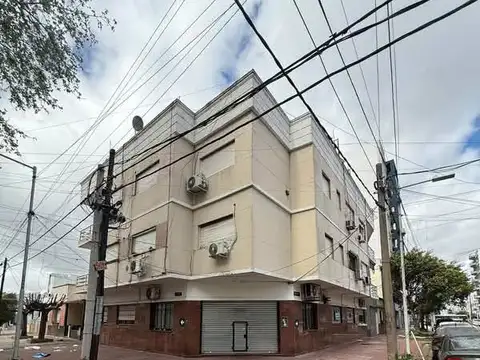 DEPARTAMENTO MONOAMBIENTE MUY LUMINOSO