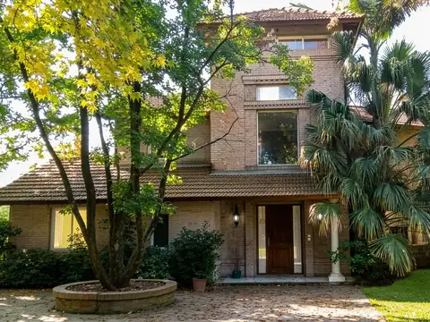 Casa - Alquiler - Argentina, San Miguel - Santa Ana 872