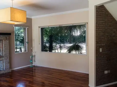 Casa - Alquiler - Argentina, San Miguel - Santa Ana 872