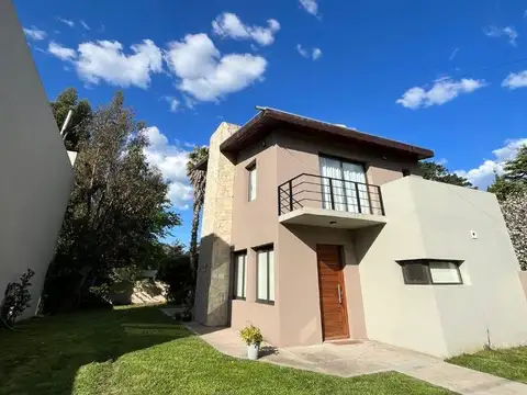 Casa en Alquiler en Mar Del Plata, USD 1.100