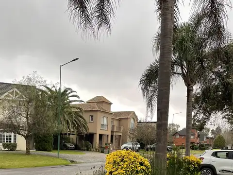 EZEIZA BARRIO LA DESEADA