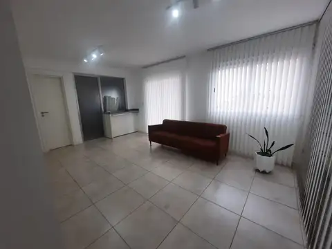 Departamento en Alquiler en Centro, $ 680.000