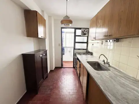 Avenida San Juan 3100, Piso 3